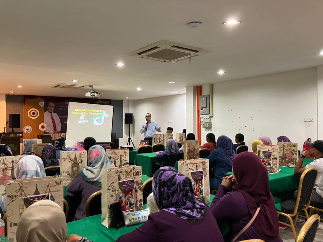 KURSUS TIKTOK UNTUK PEMASARAN &amp; PERNIAGAAN